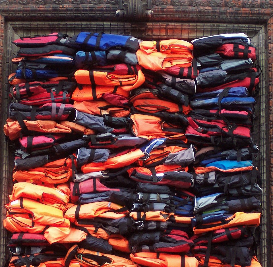 Ai Weiwei's Soleil Levant - migrants' lifejackets