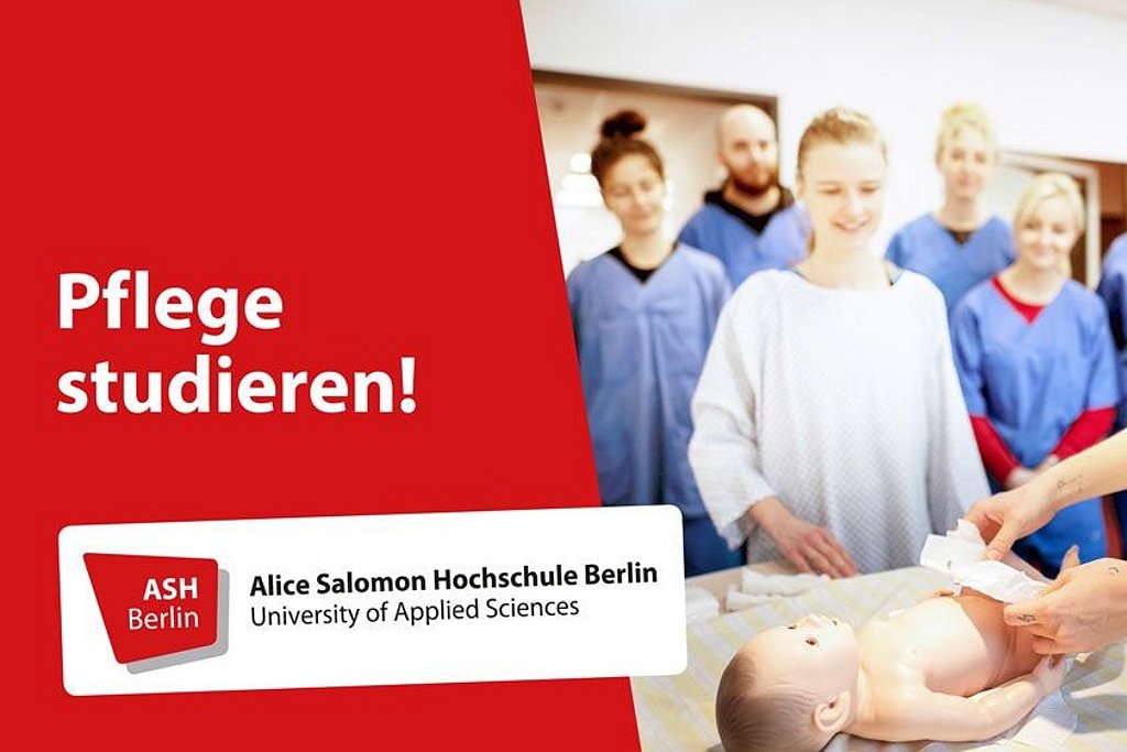 Sieben Personen stehen um einen Tisch auf dem ein Baby-Dummy liegt. Eine der Personen legt der Puppe eine Windel an.